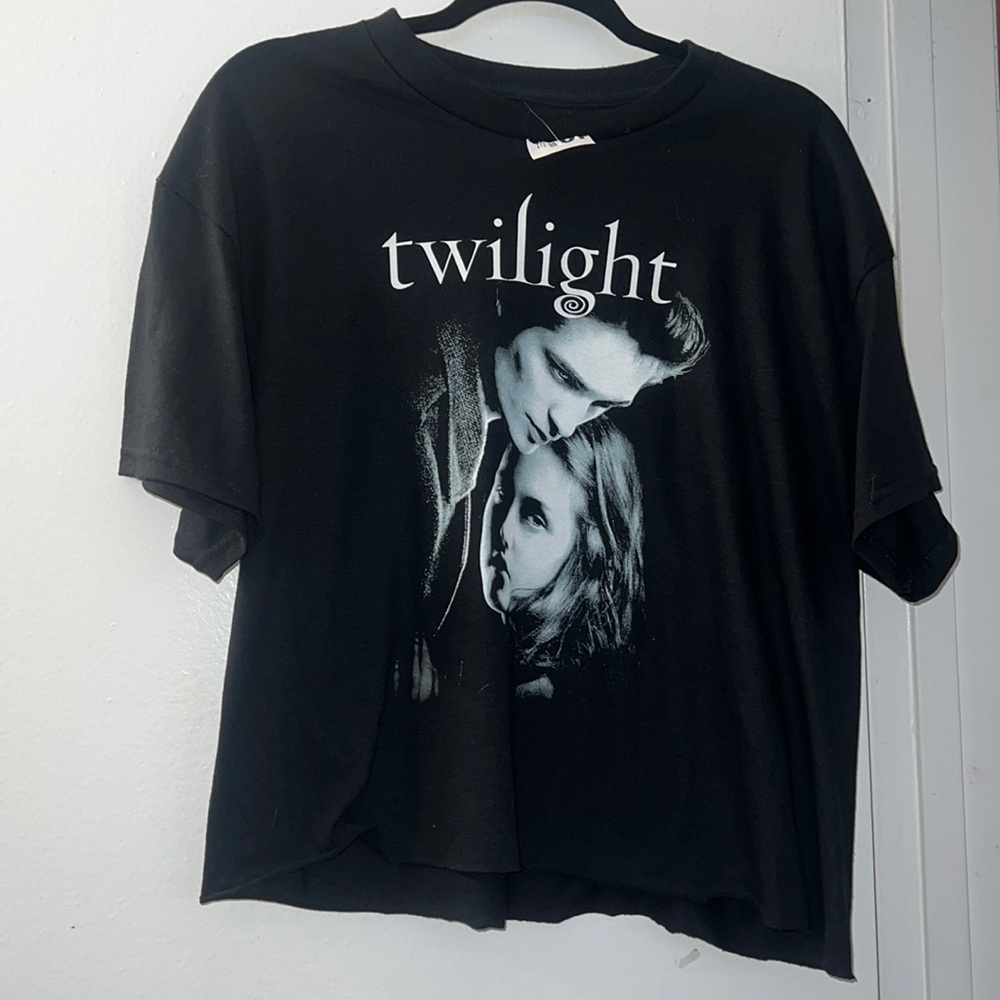 NEW Twilight Bella and Edward T- Shirt Black Graphic Short Sleeve